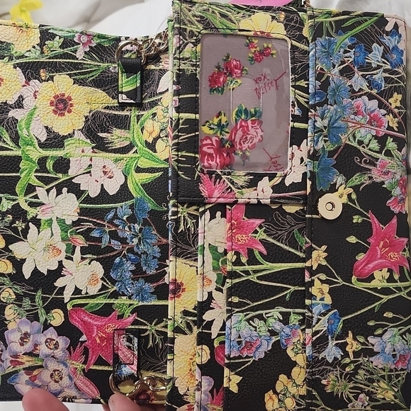 NWT BETSEY JOHNSON WALLET - Picture 6 of 8